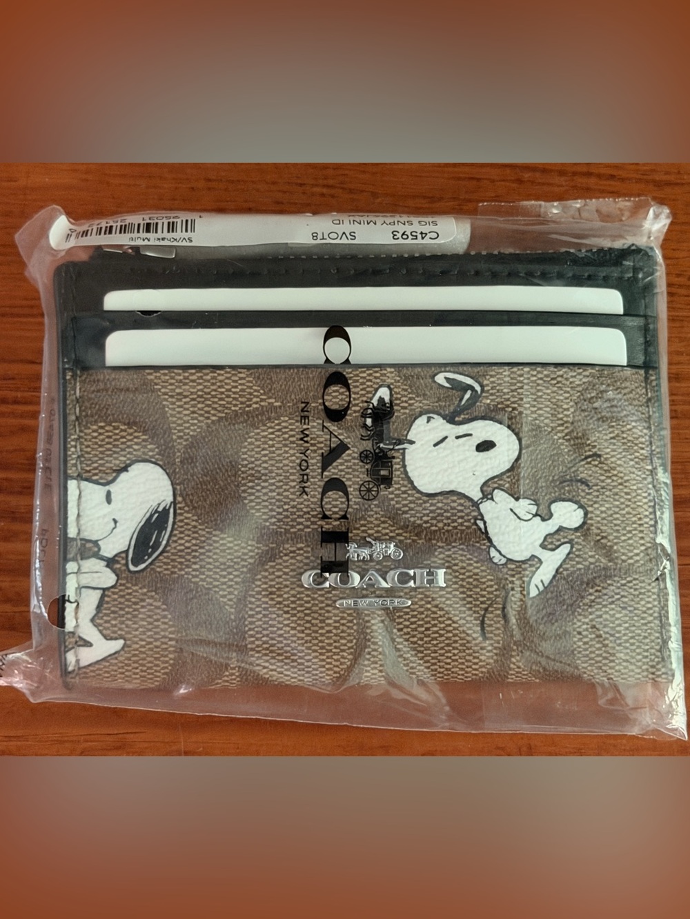 Coach Peanuts Snoopy Card Case NWT